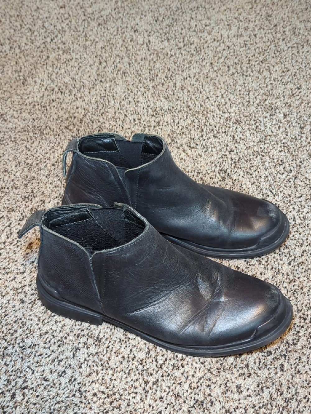 Bueno Black Leather Chelsea Booties